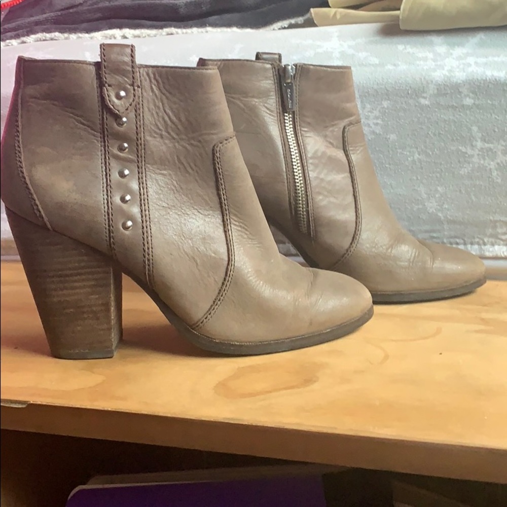 Coach boots
